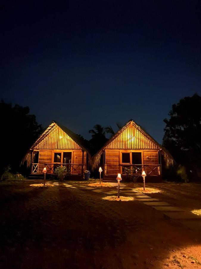Banana Tree Home Stay Hampi Luaran gambar
